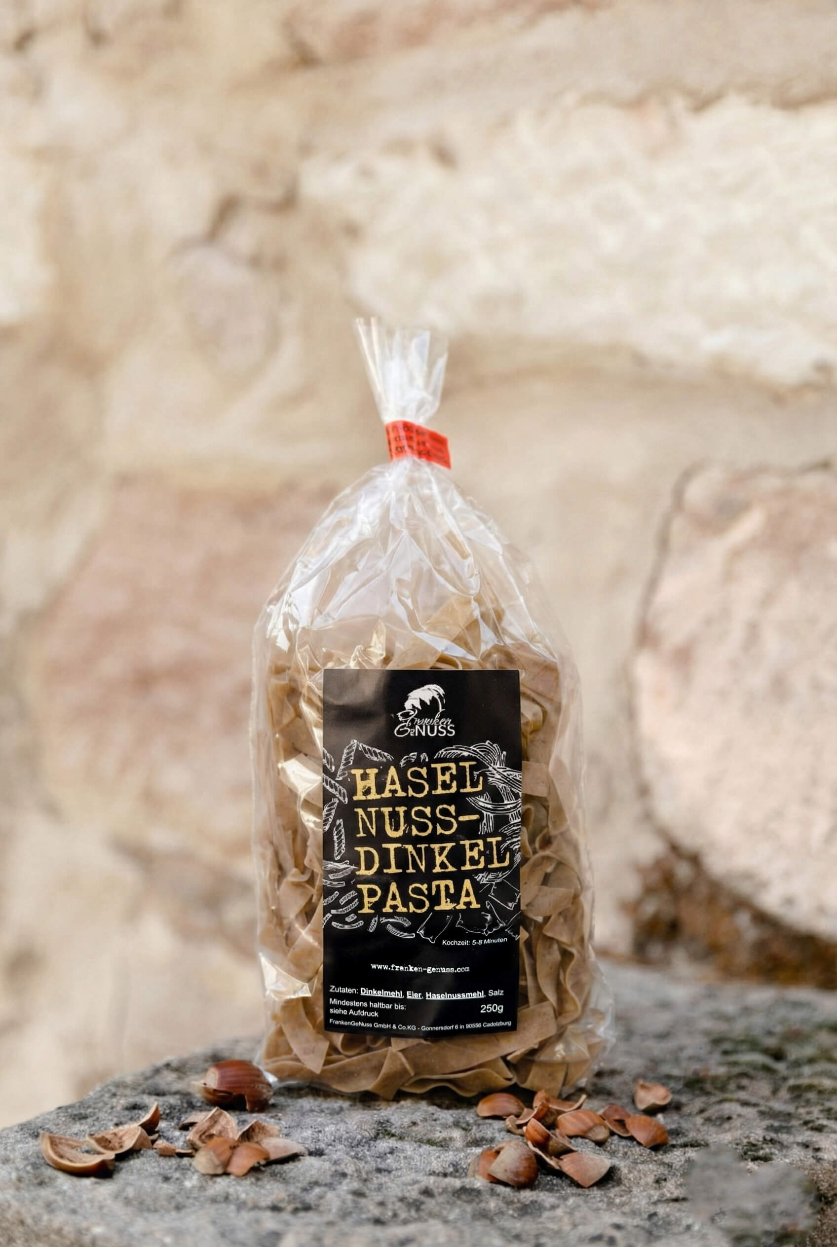 Haselnuss-Dinkel-Nudeln